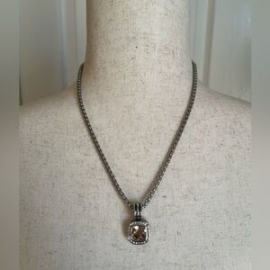 Elegant Silver Pendant Necklace